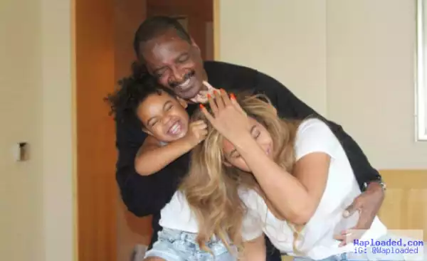 Beyonce still wary of her dad?